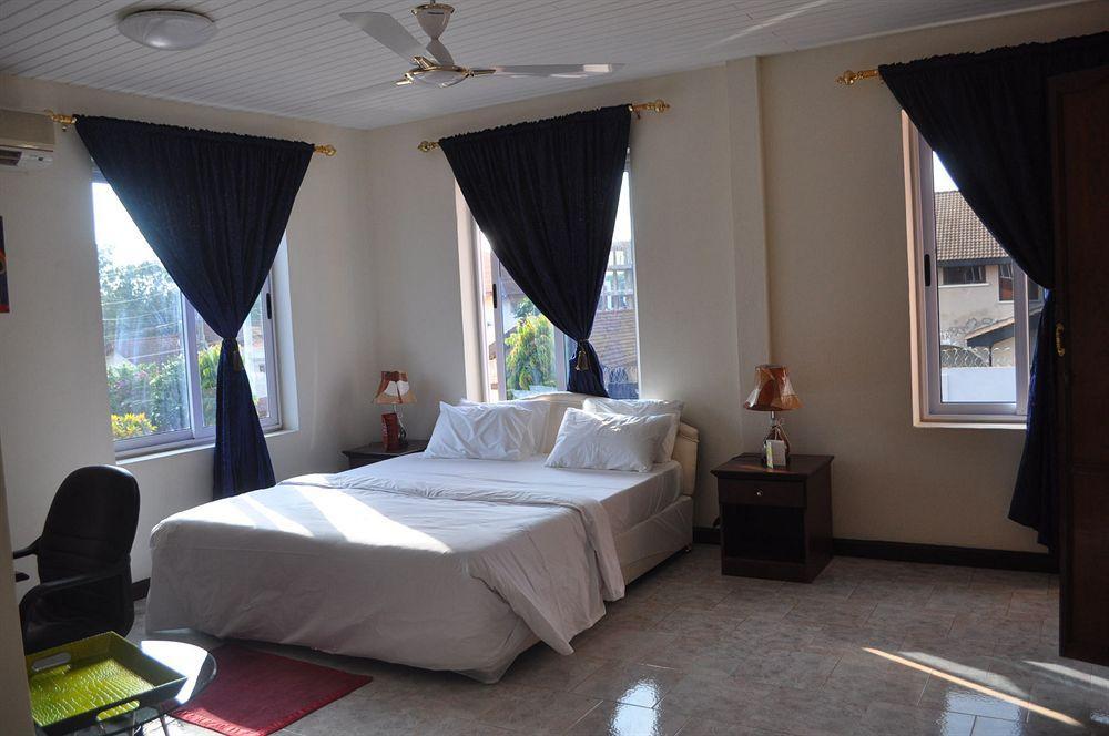 Tribeca Hotel Ghana Acra Exterior foto