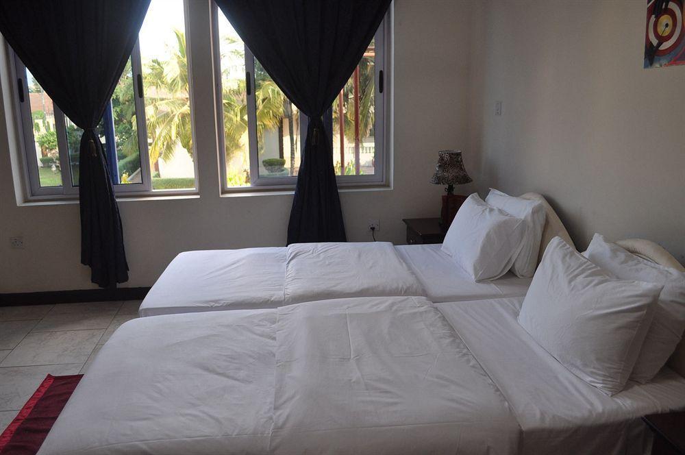 Tribeca Hotel Ghana Acra Exterior foto