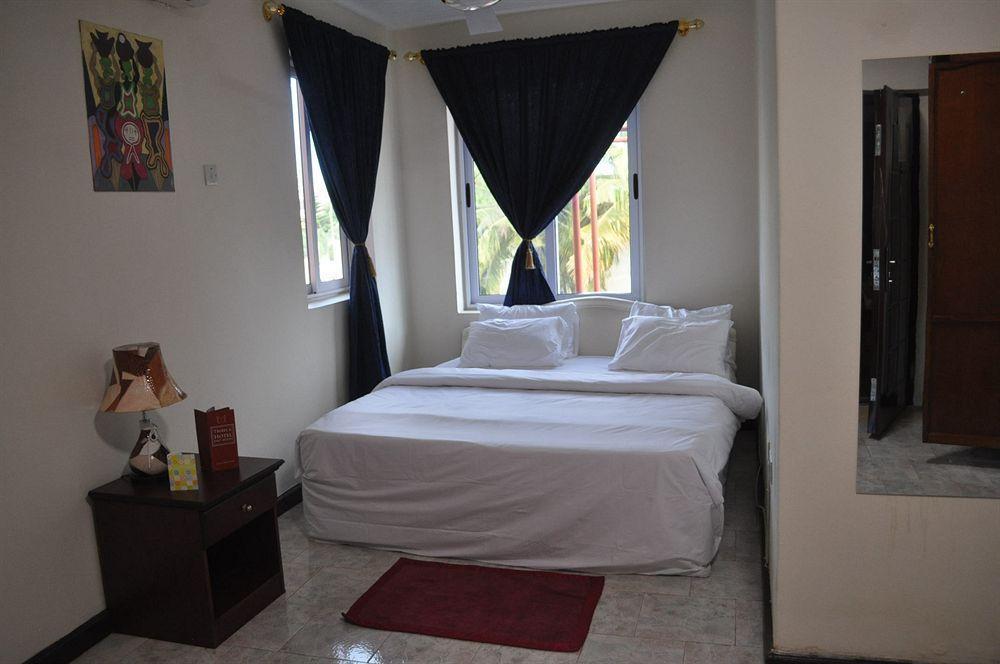 Tribeca Hotel Ghana Acra Exterior foto