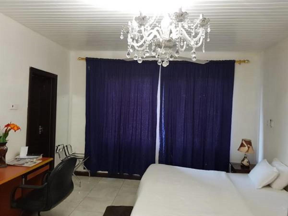 Tribeca Hotel Ghana Acra Exterior foto